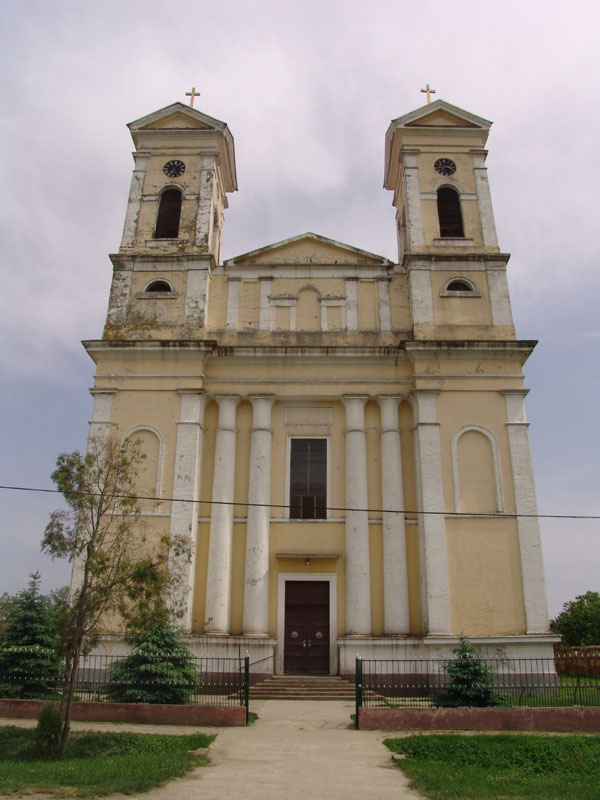 nmilosevo_katolicka_d Katolička crkva front